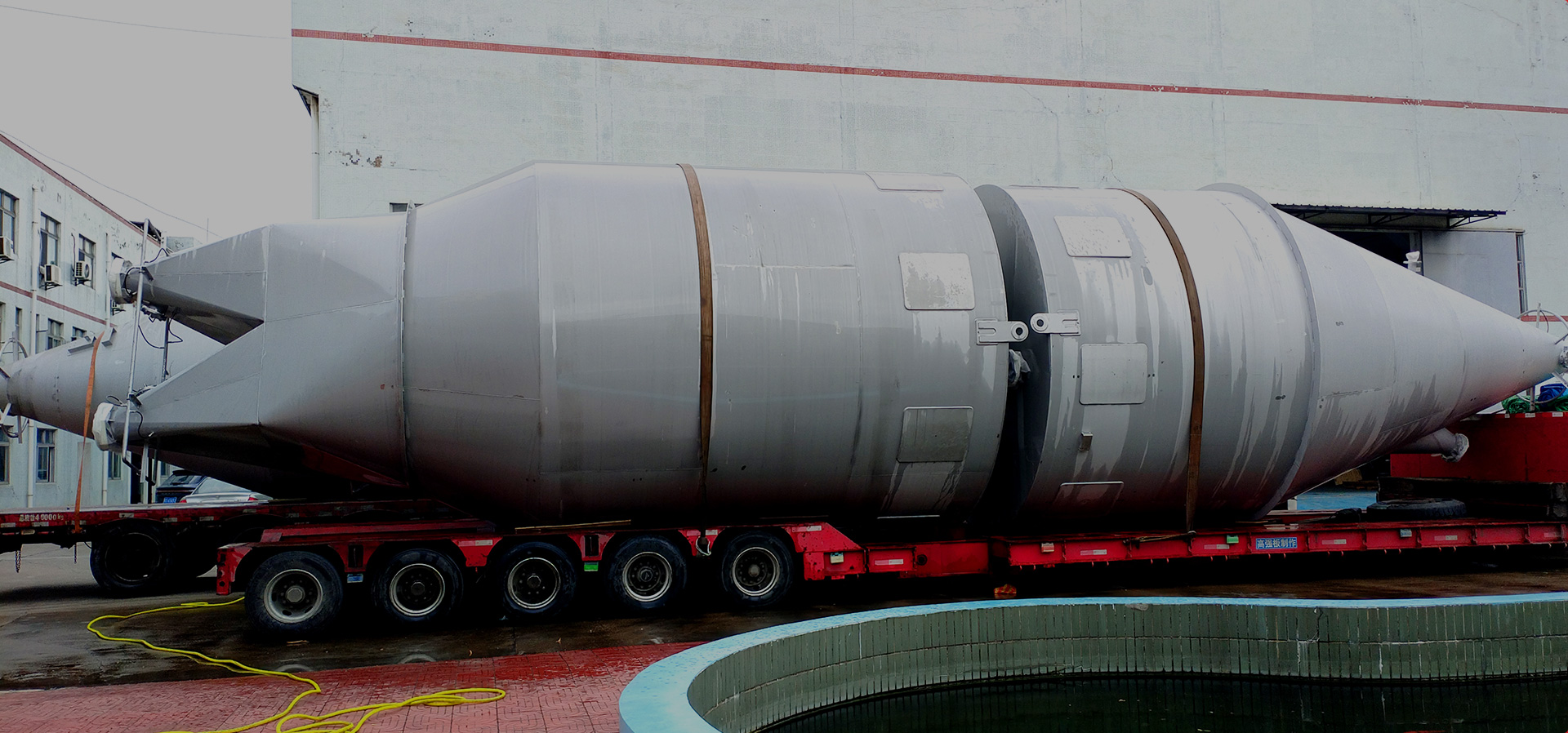 Storage tanks and silos